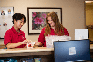 nursing home volunteer opportunities for high school students